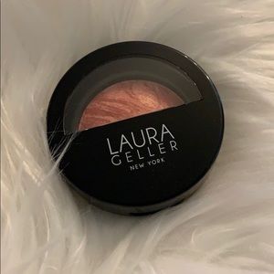 LAURA GELLER — Tropic Hues BAKED BLUSH-N-BRIGHTEN